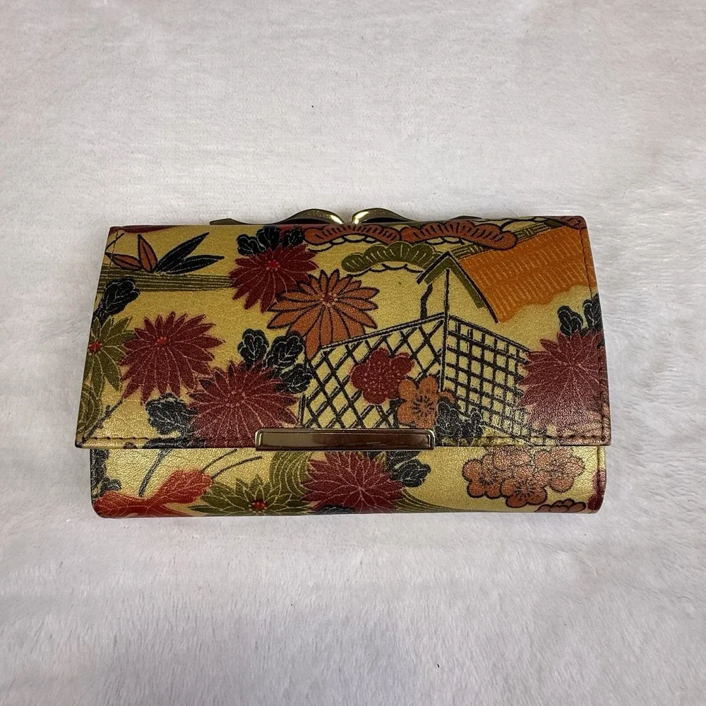 Vintage Japanese Floral Clutch Wallet Brass Frame Kiss Lock Original Box Japan